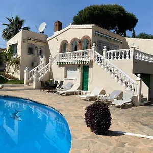 Ardilla Villa